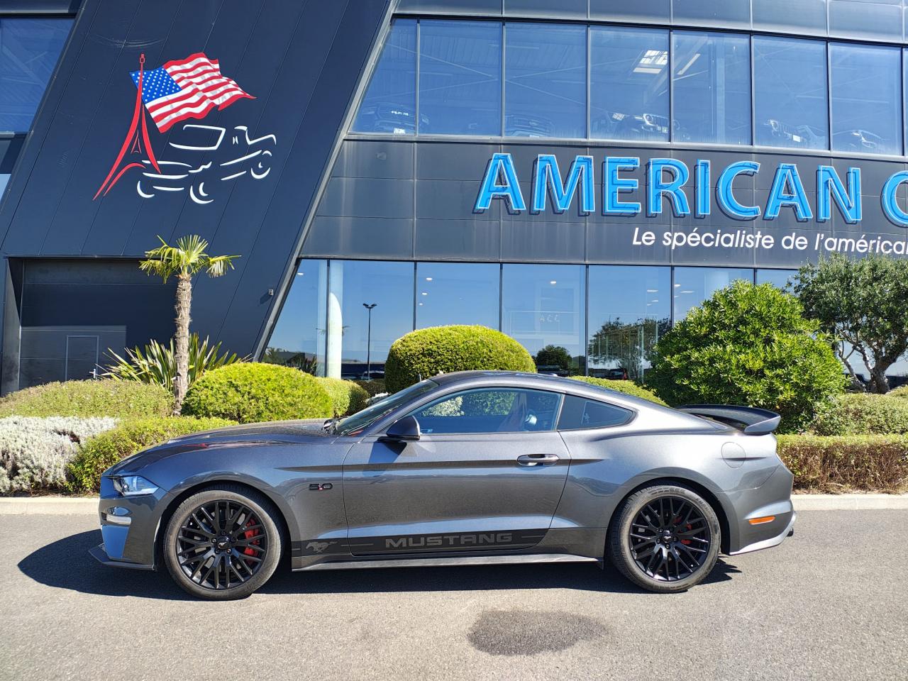 FORD MUSTANG GT FASTBACK V8 5.0L