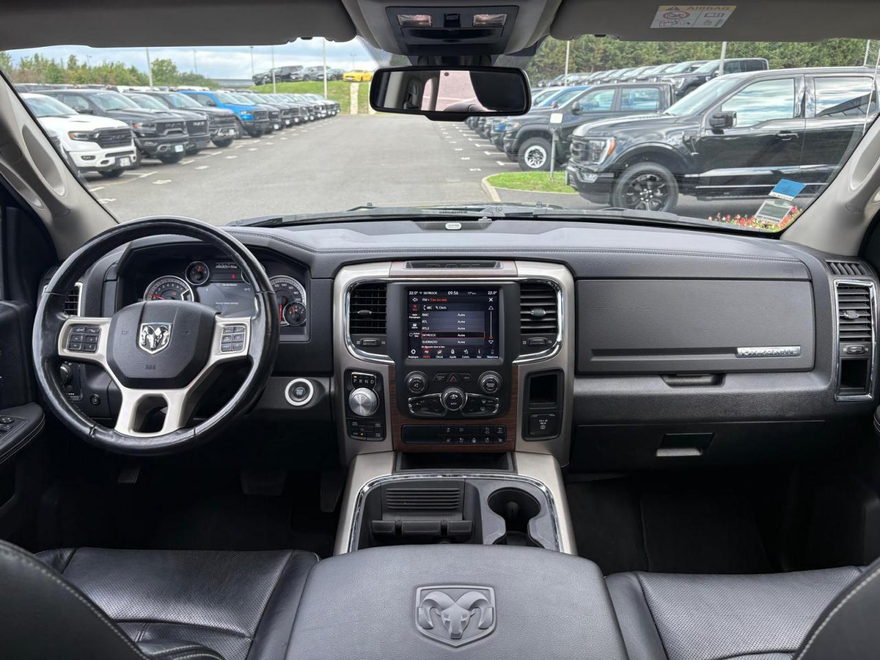 DODGE RAM 1500 CREW LARAMIE CLASSIC