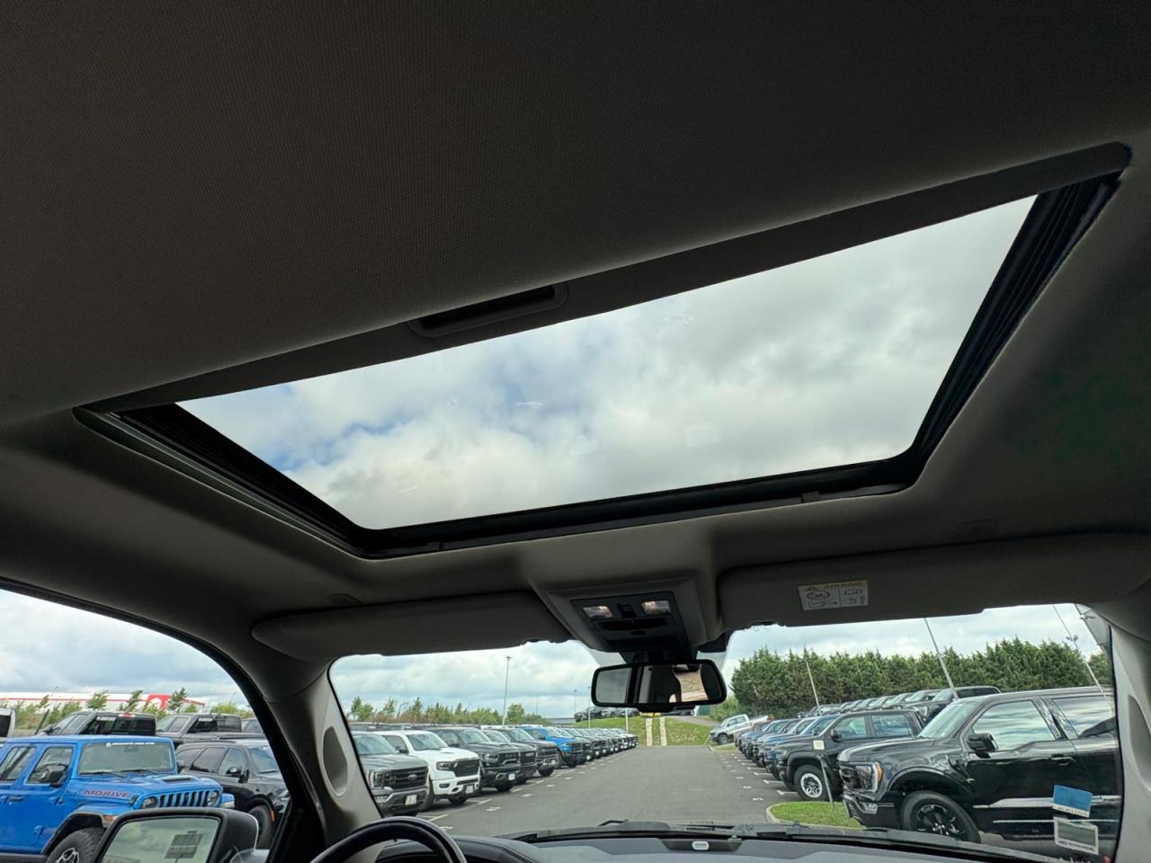 DODGE RAM 1500 CREW LARAMIE CLASSIC