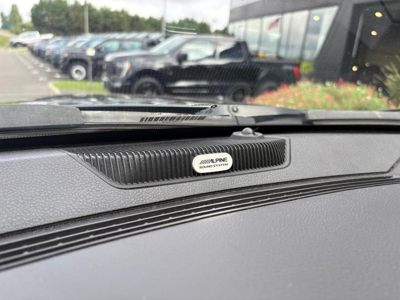 DODGE RAM 1500 CREW LARAMIE CLASSIC