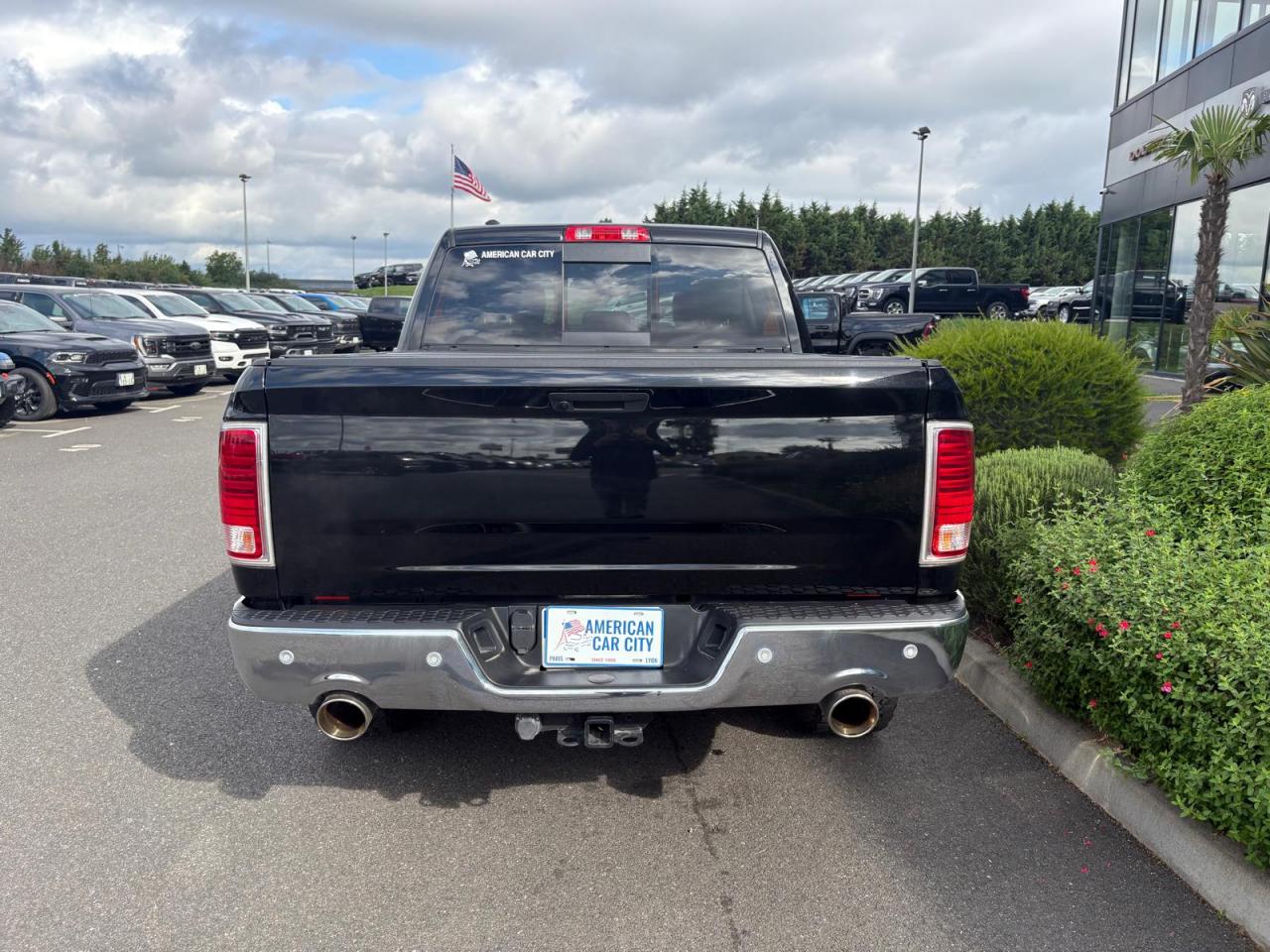DODGE RAM 1500 CREW LARAMIE CLASSIC