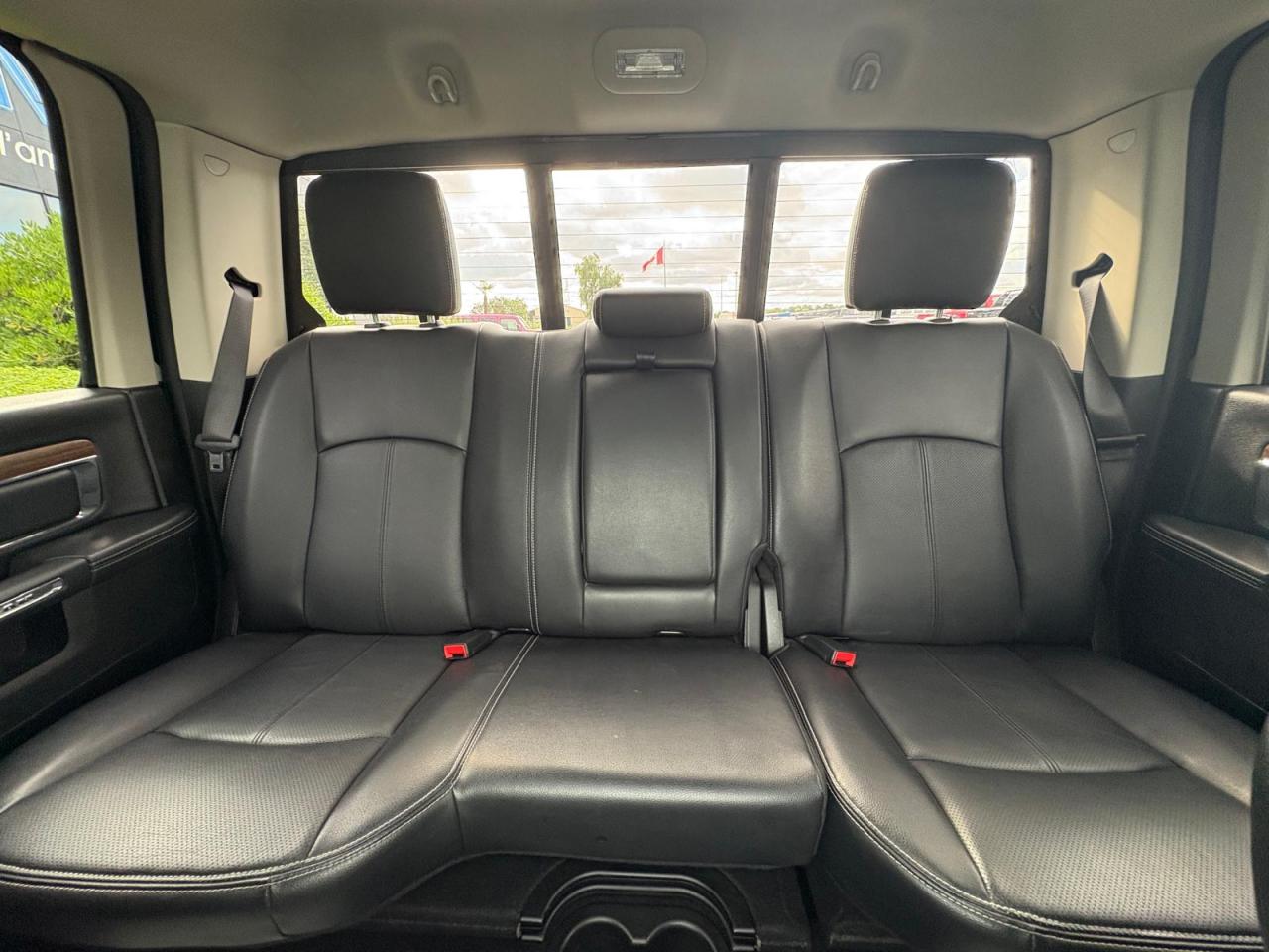 DODGE RAM 1500 CREW LARAMIE CLASSIC