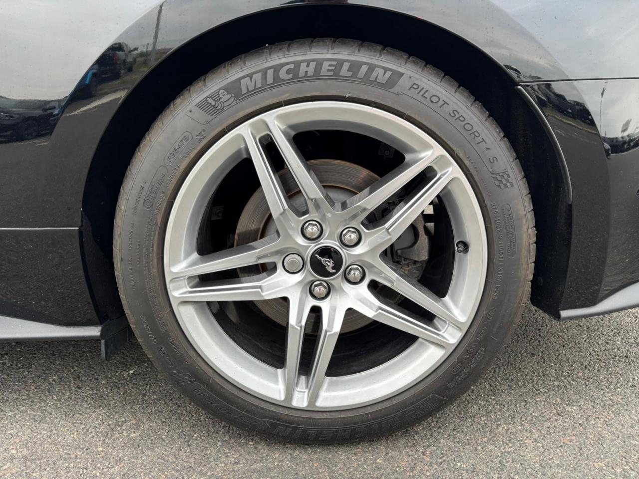 FORD MUSTANG GT fastback V8 5.0L