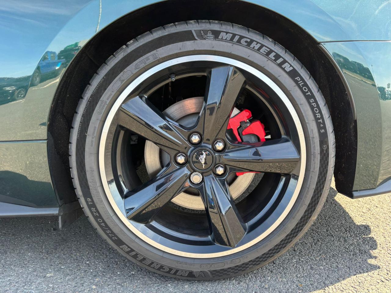 FORD MUSTANG Fastback 5.0 V8 - BULLITT - MAGNERIDE