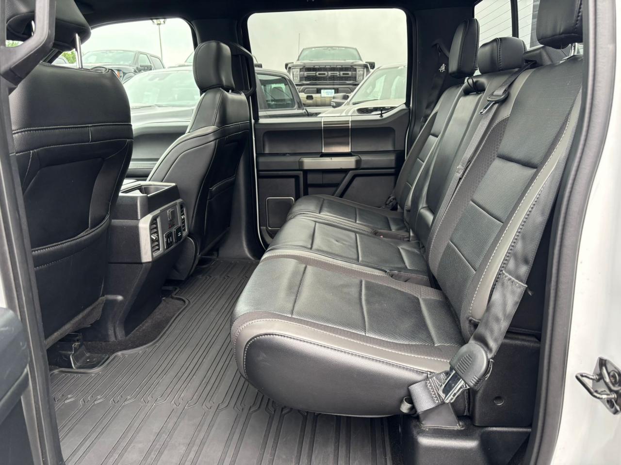 FORD F150 RAPTOR SUPERCREW