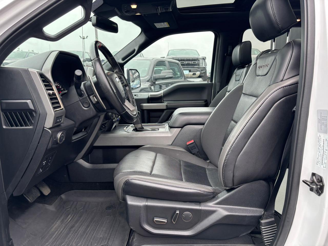 FORD F150 RAPTOR SUPERCREW