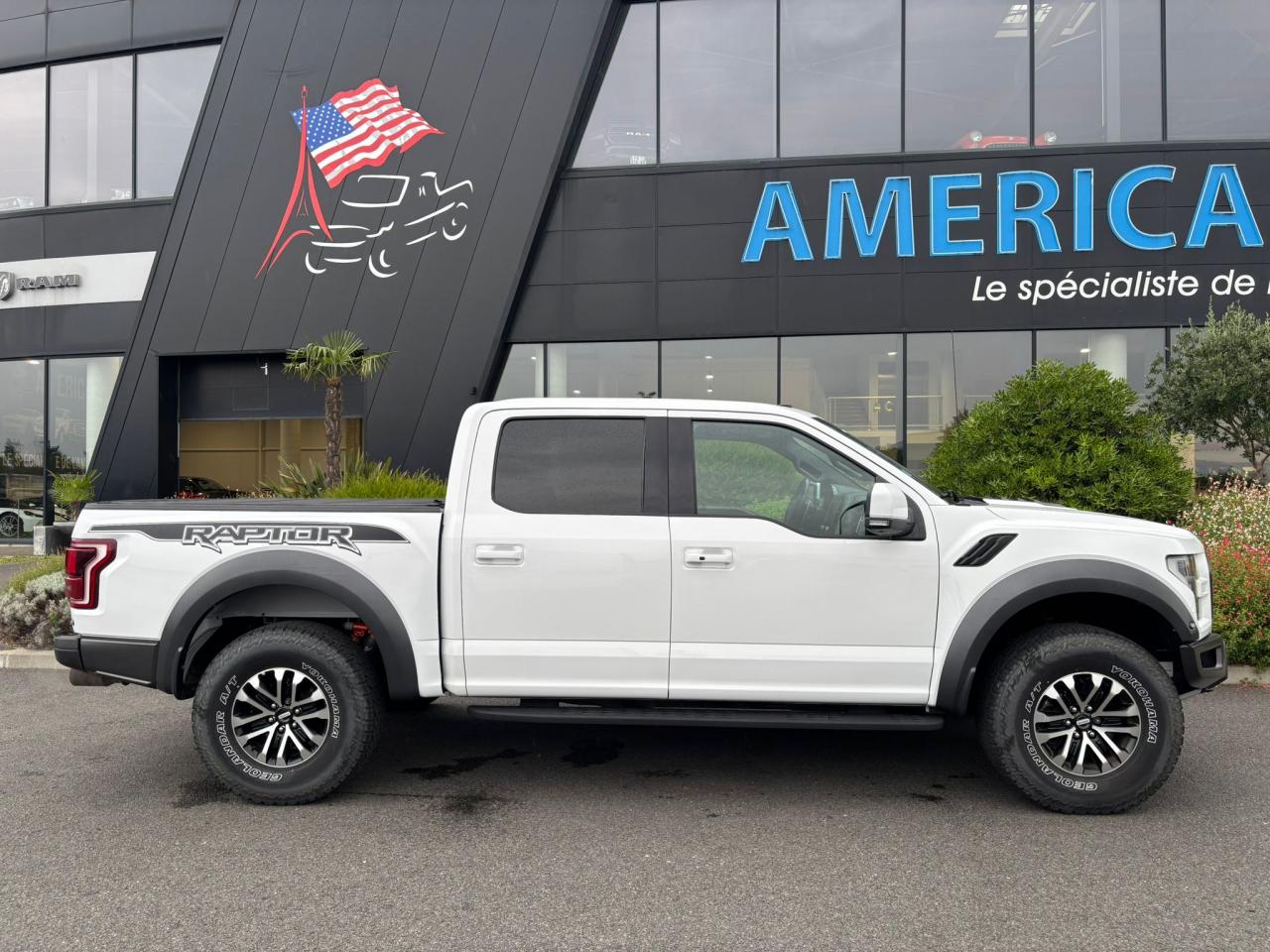 FORD F150 RAPTOR SUPERCREW