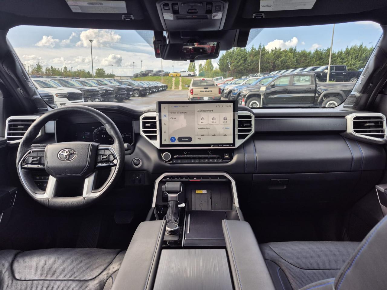 TOYOTA TUNDRA Crewmax PLATINUM