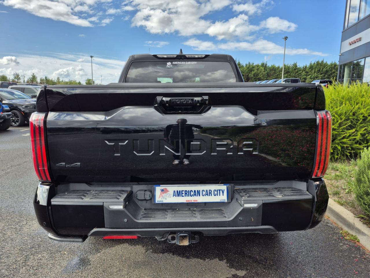 TOYOTA TUNDRA Crewmax PLATINUM