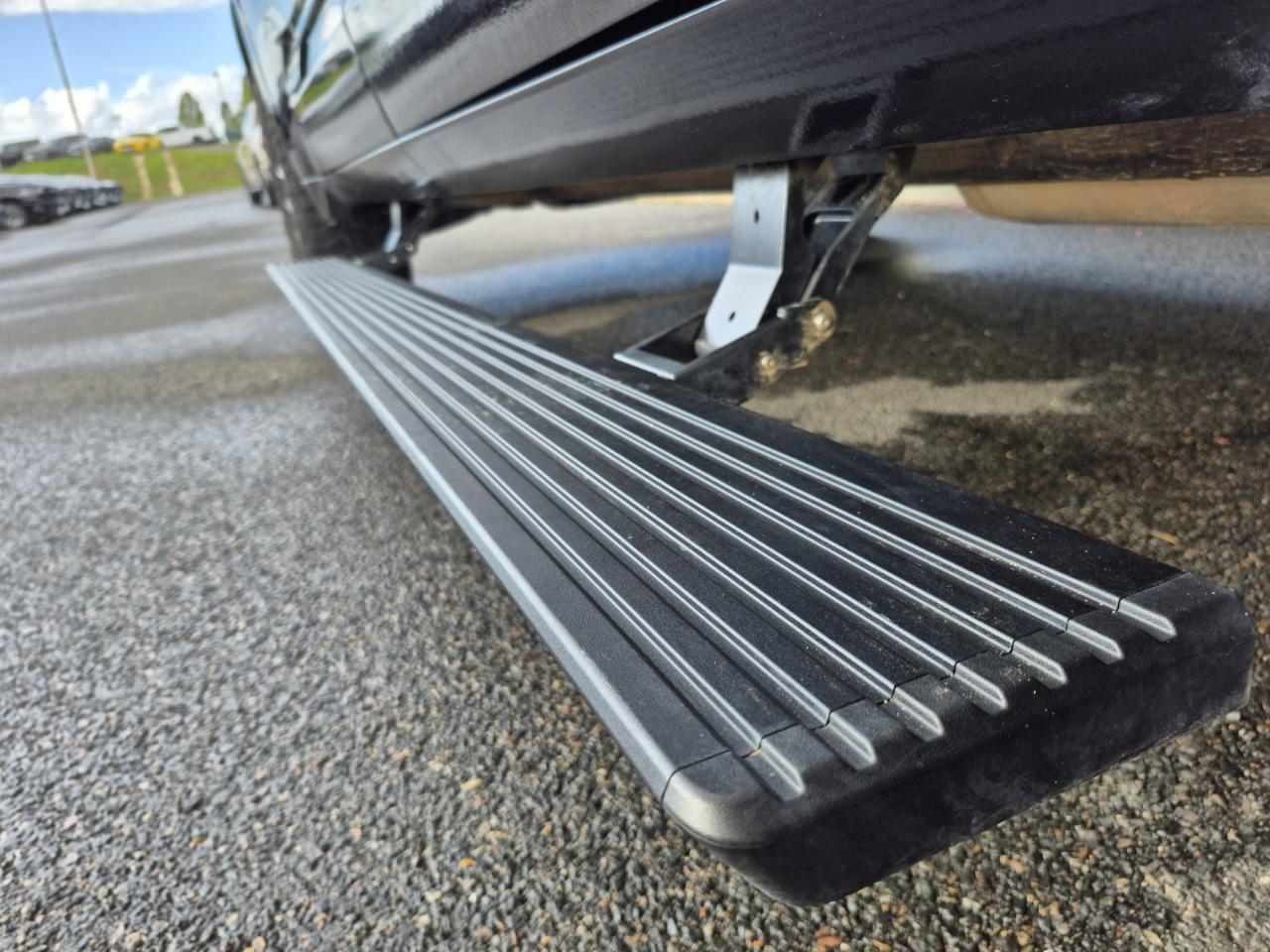 TOYOTA TUNDRA Crewmax PLATINUM