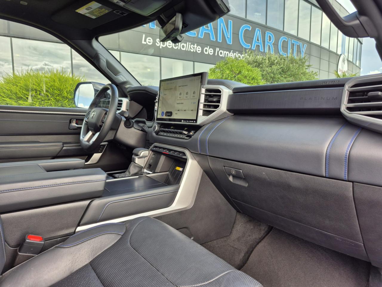 TOYOTA TUNDRA Crewmax PLATINUM