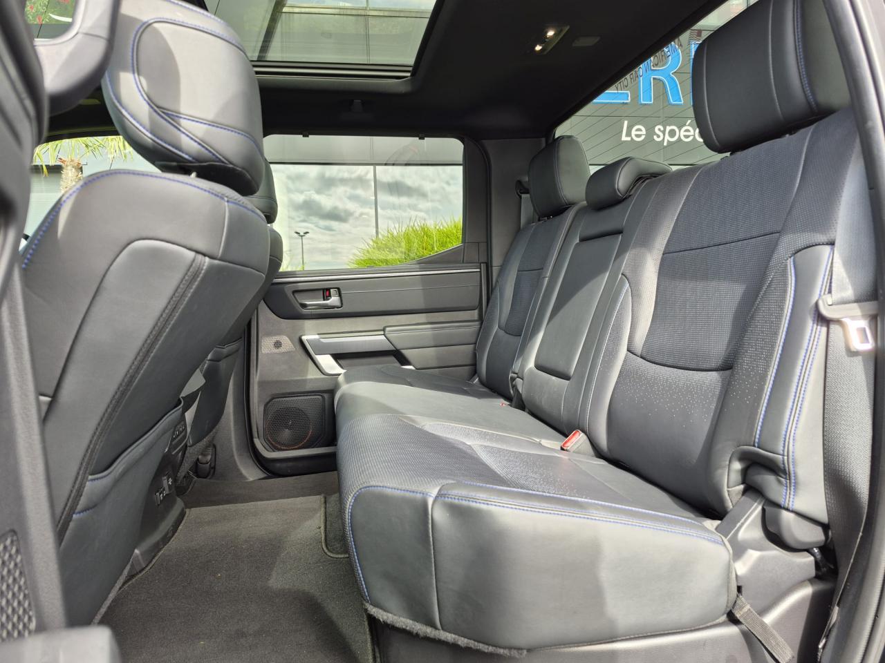 TOYOTA TUNDRA Crewmax PLATINUM