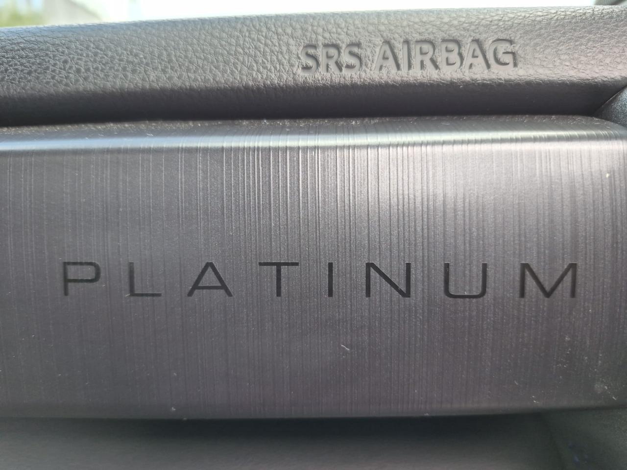 TOYOTA TUNDRA Crewmax PLATINUM