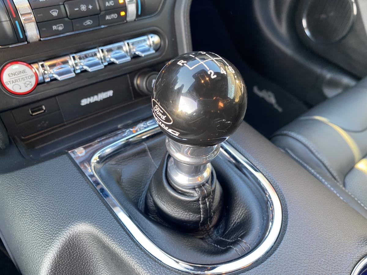 FORD MUSTANG GT FASTBACK V8 5.0L BVM 2016