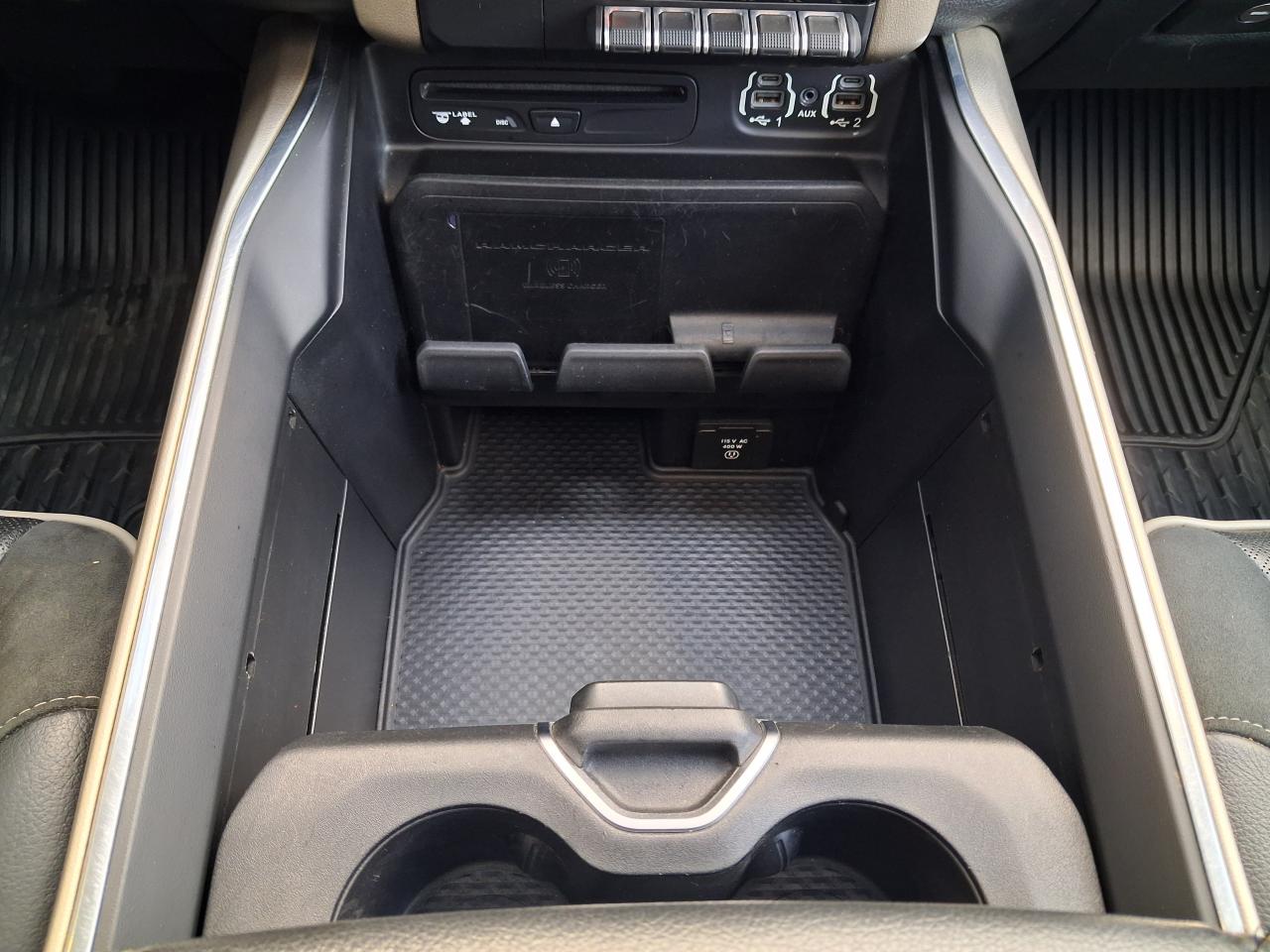 DODGE RAM 1500 CREW LARAMIE - AIR SUSPENSION