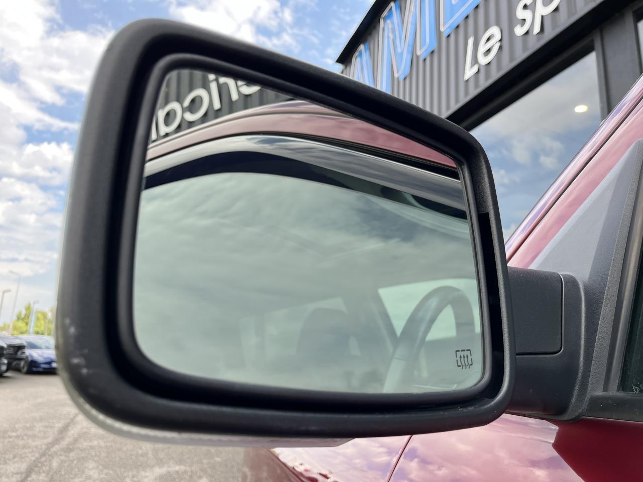 DODGE RAM 1500 CREW CAB LARAMIE AIR 5 PLACES