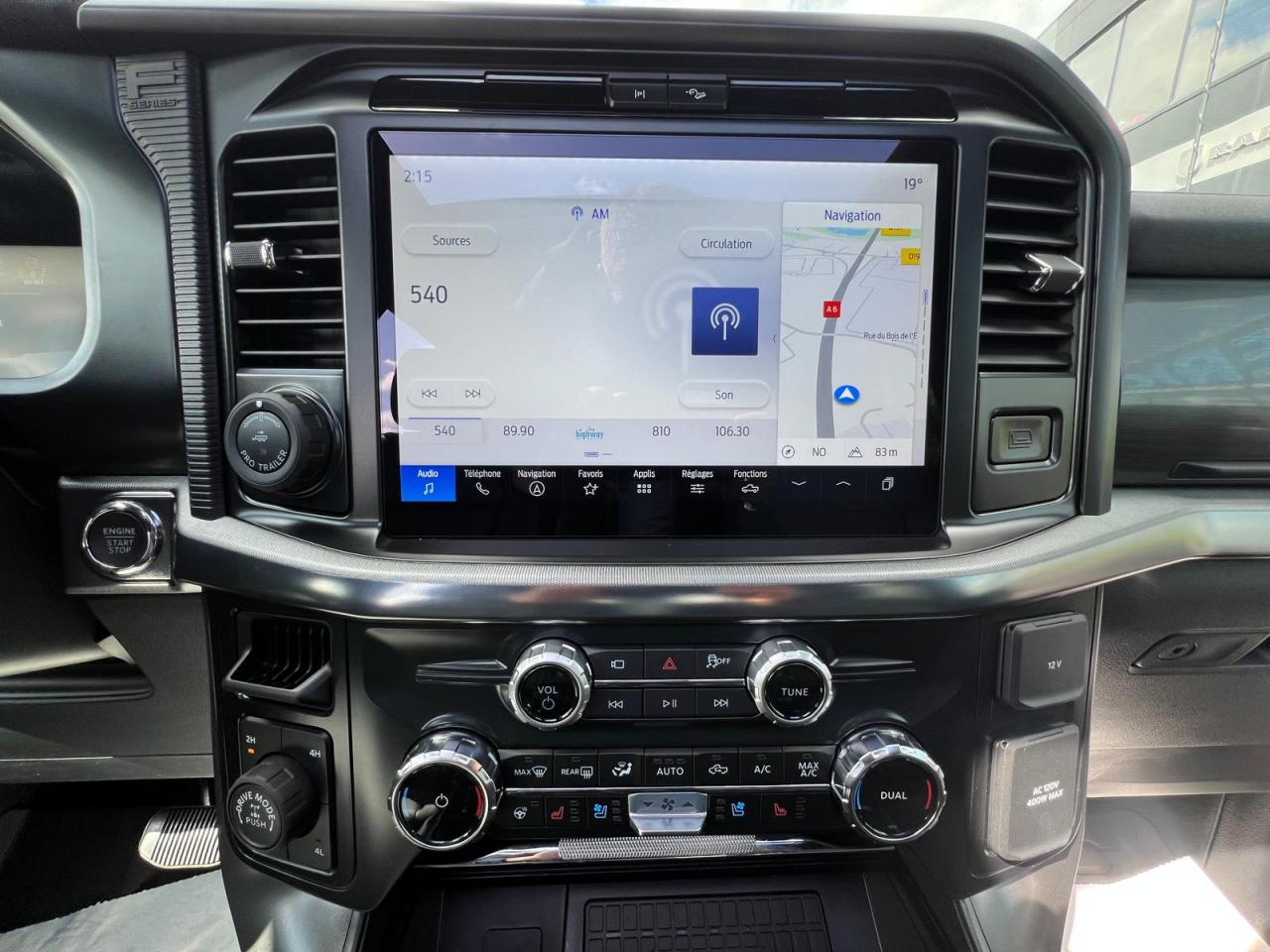 FORD F150 Supercrew LARIAT Black Package V8 5.0L