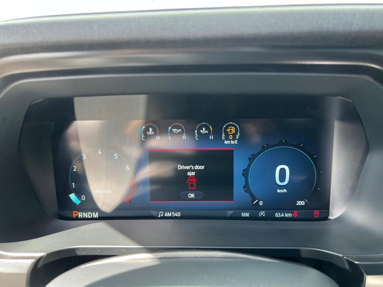 FORD F150 Supercrew LARIAT Black Package V8 5.0L