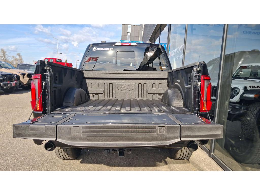 FORD F150 Supercrew LARIAT Black Package V8 5.0L