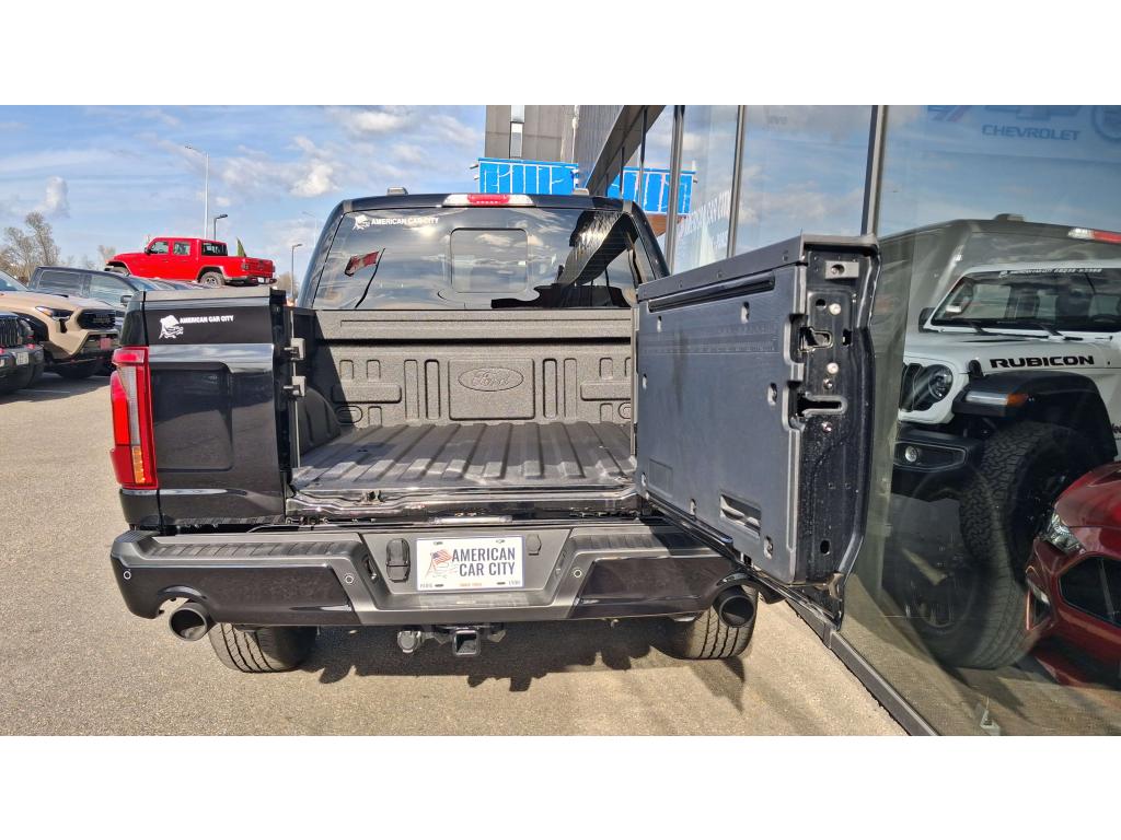 FORD F150 Supercrew LARIAT Black Package V8 5.0L