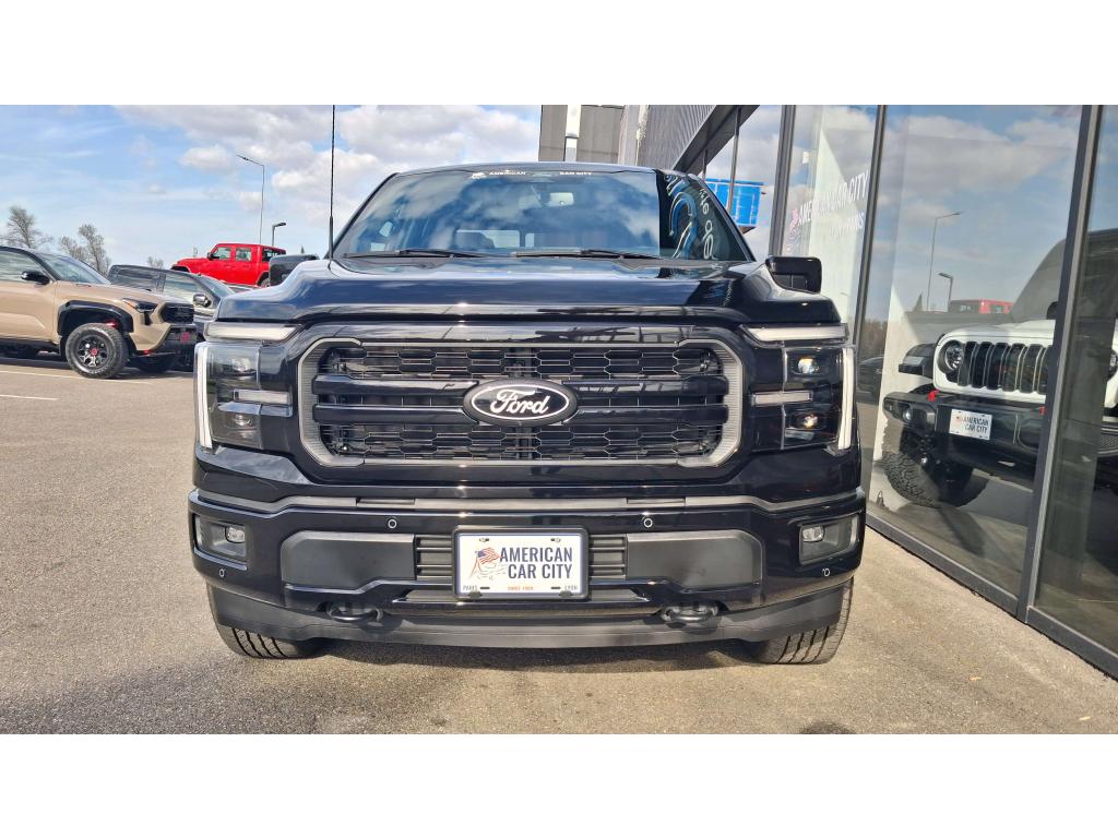 FORD F150 Supercrew LARIAT Black Package V8 5.0L
