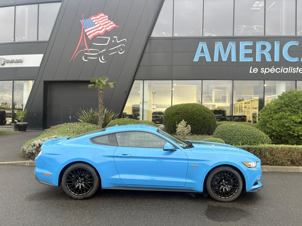 FORD MUSTANG GT Fastback V8 5.0L BLACK SHADOW EDITION