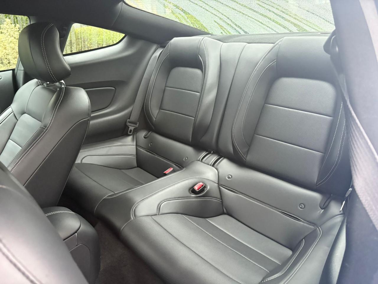 FORD MUSTANG GT Fastback V8 5.0L BLACK SHADOW EDITION