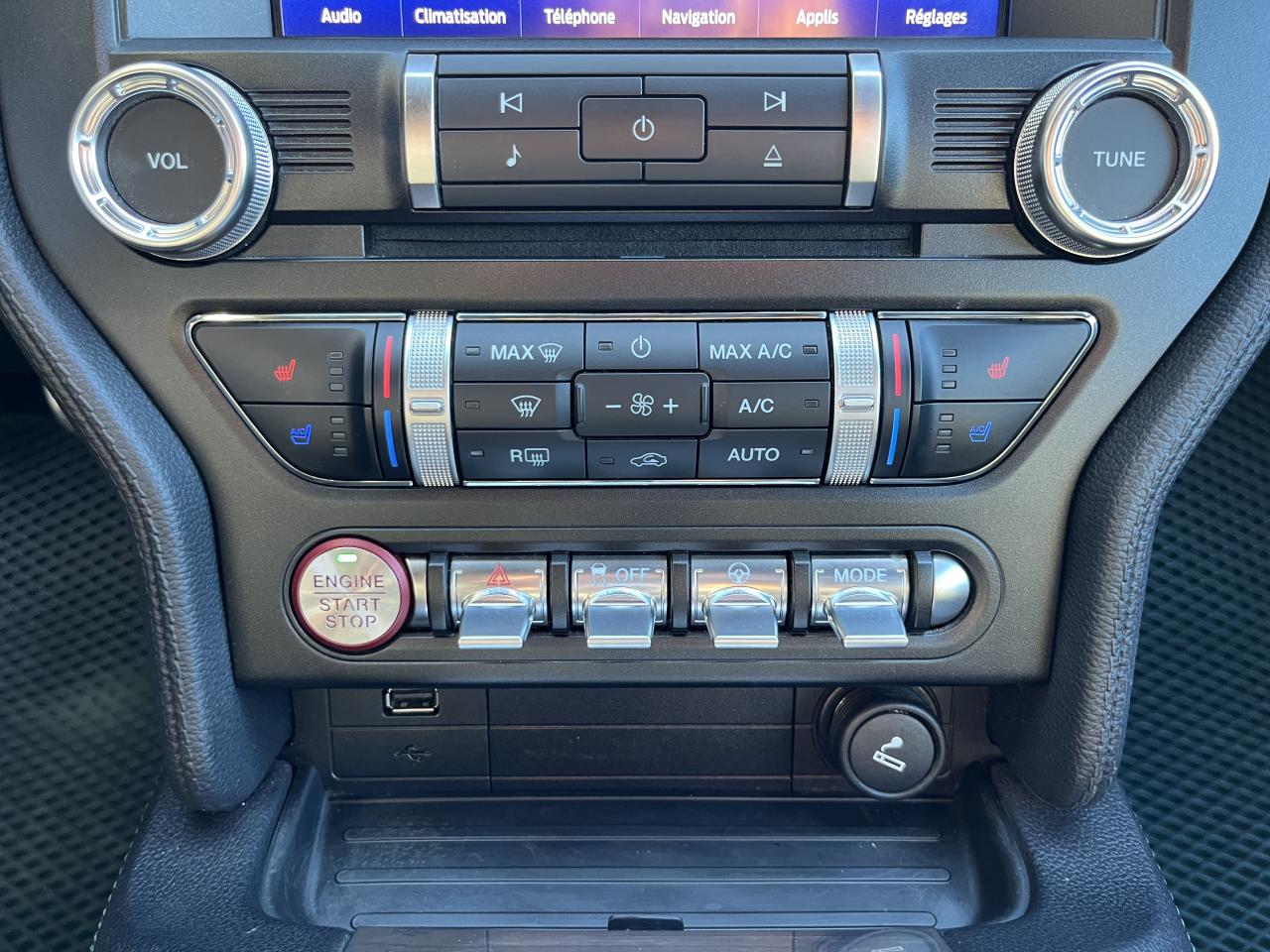 FORD MUSTANG BULLITT V8 5.0L - MAGNERIDE