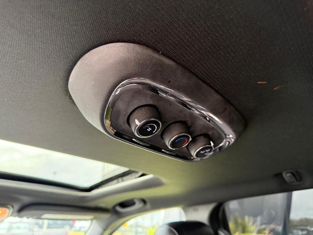 DODGE DURANGO R/T 5.7L V8 HEMI - 6 Places - Malus payé