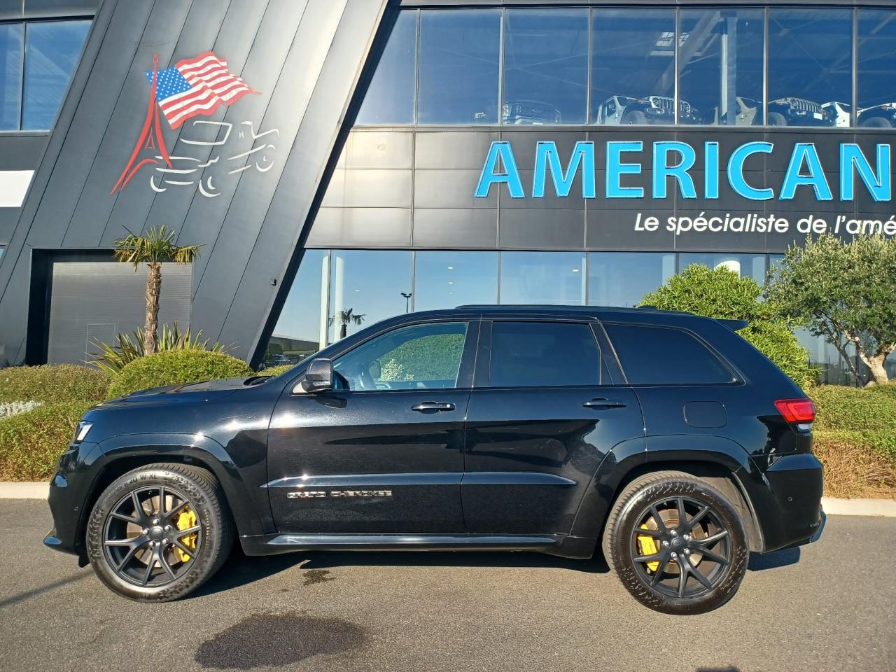 JEEP GRAND CHEROKEE TRACKHAWK v8 6.2L