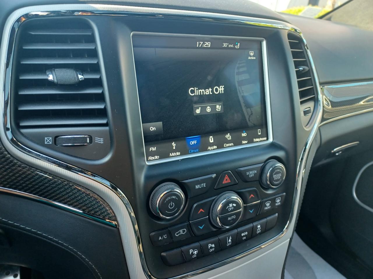 JEEP GRAND CHEROKEE TRACKHAWK v8 6.2L