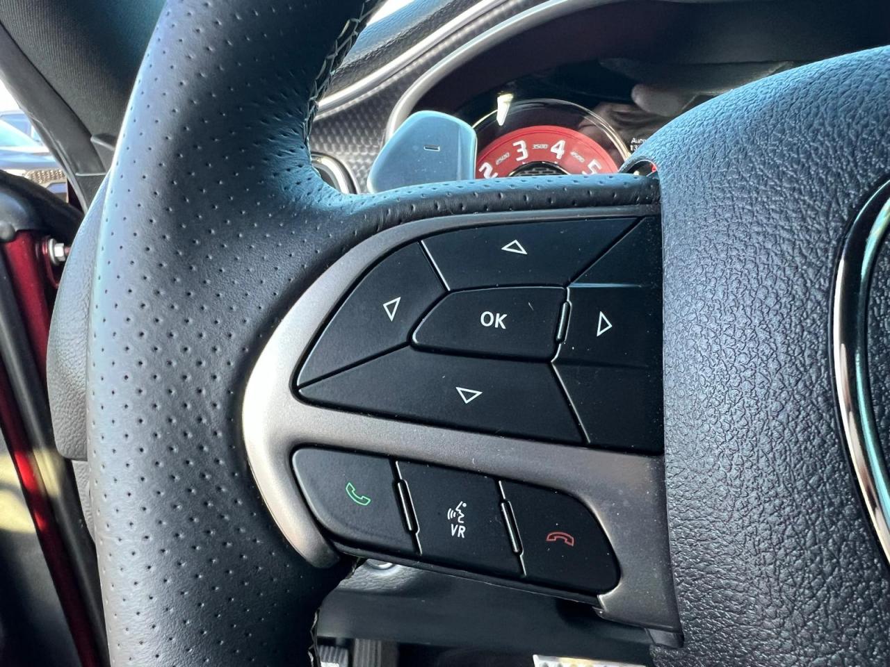 DODGE CHALLENGER SRT HELLCAT V8 6.2L 717ch