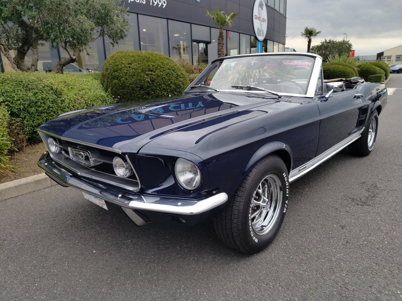 FORD MUSTANG 390 GTA cabriolet
