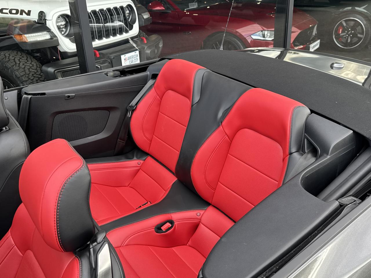 FORD MUSTANG GT CABRIOLET V8 5.0L - PAS DE MALUS