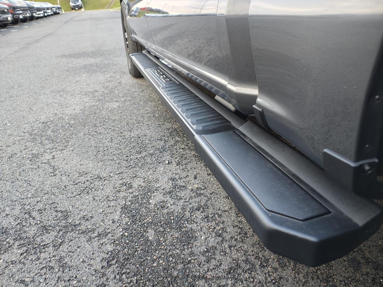 FORD F150 Supercrew LARIAT Black Package V8 5.0L