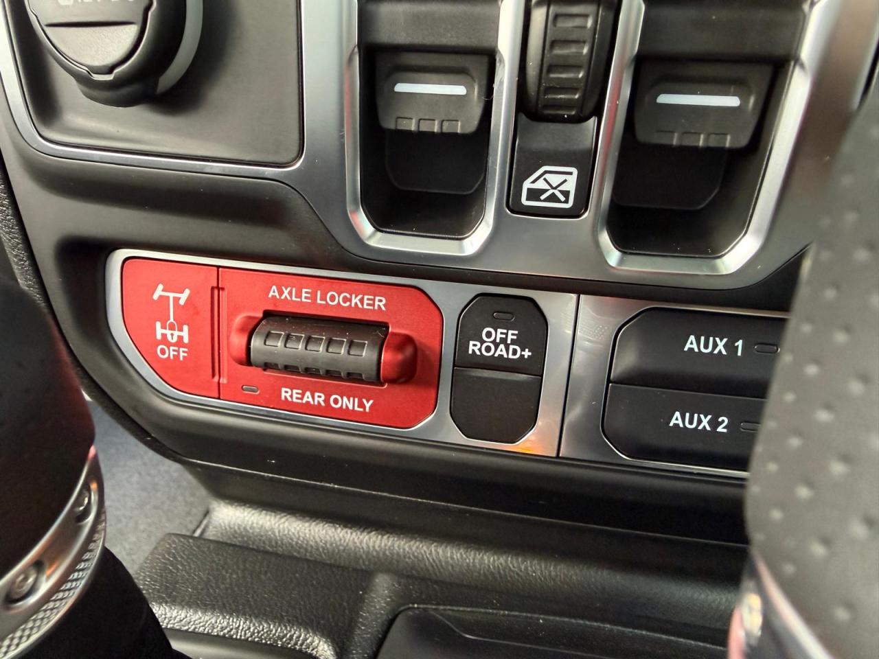 JEEP GLADIATOR V6 3.6L MOJAVE X