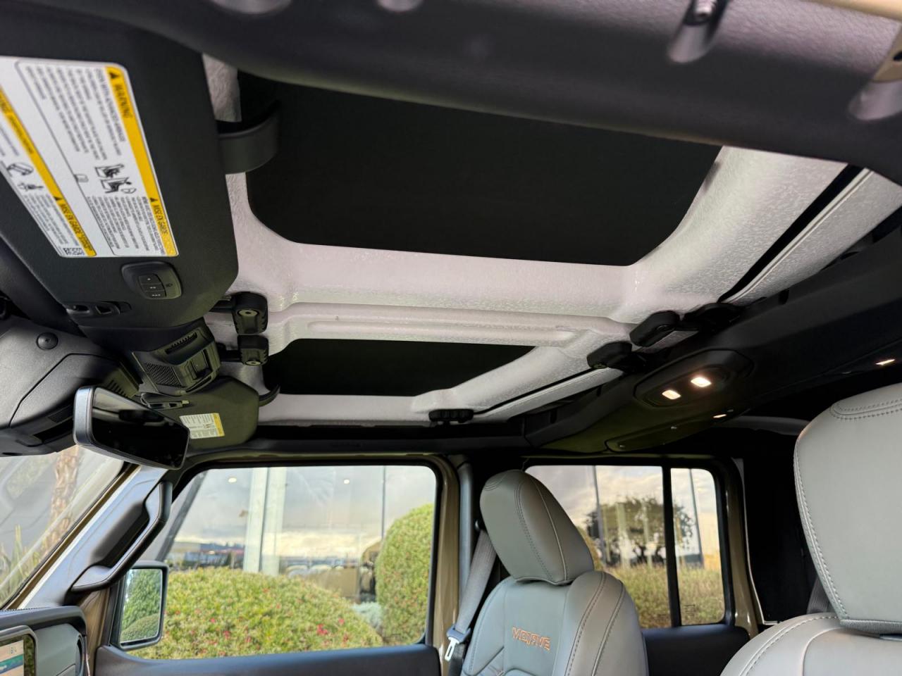 JEEP GLADIATOR V6 3.6L MOJAVE X