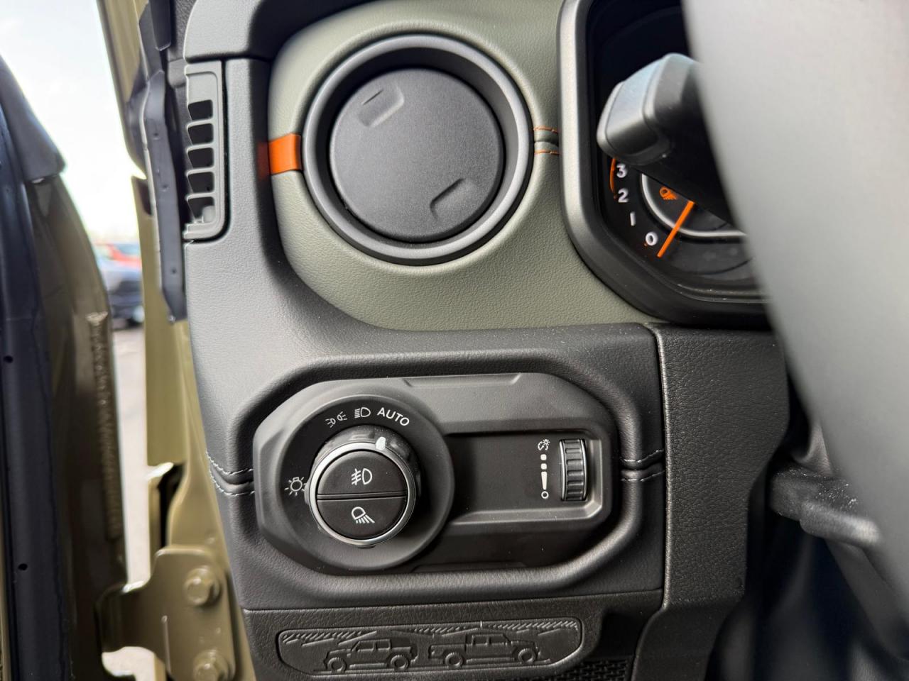 JEEP GLADIATOR V6 3.6L MOJAVE X