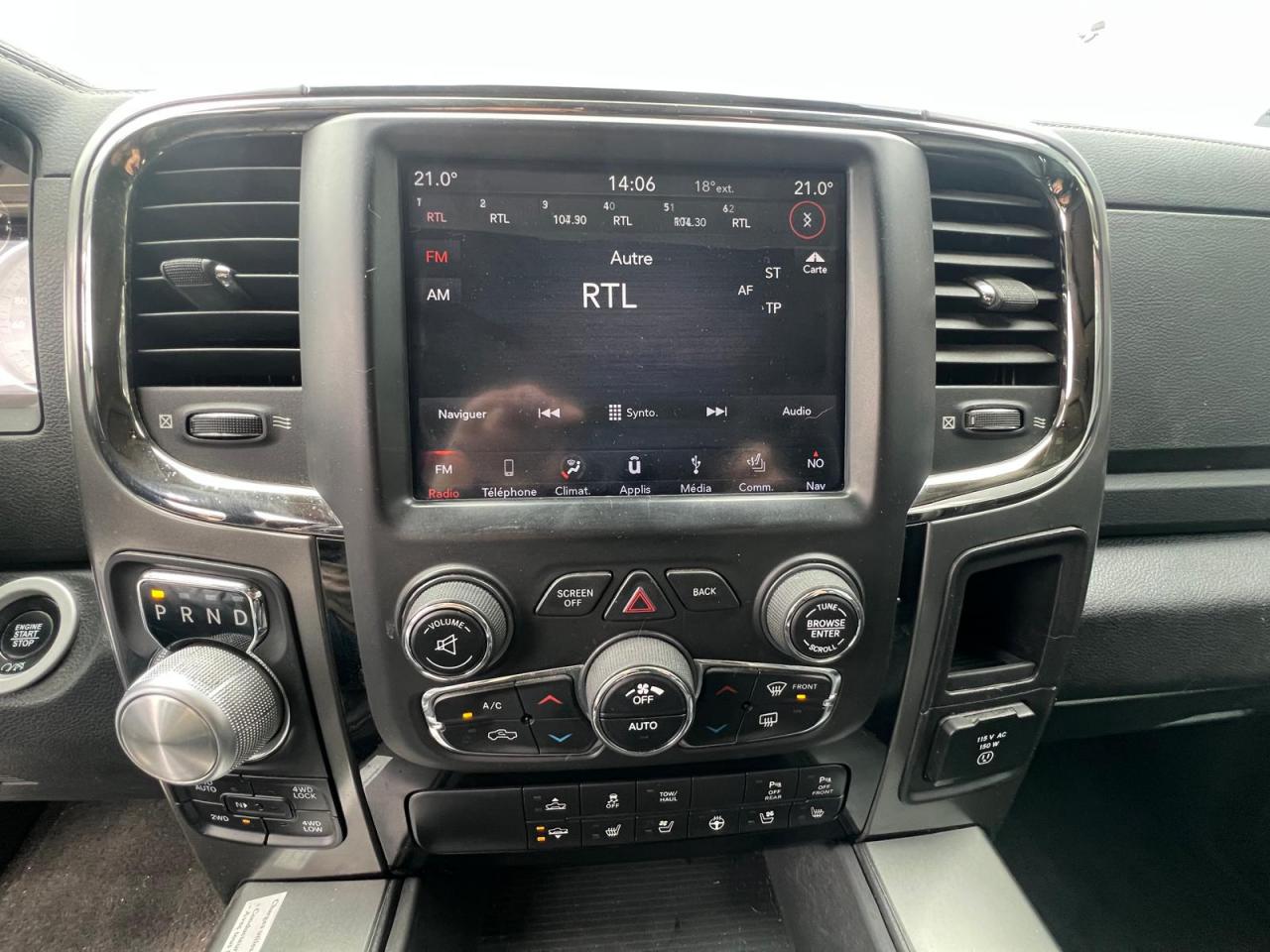 DODGE RAM 1500 CREW SPORT V8 HEMI 5.7L AIR - VENTE A MARCHAND