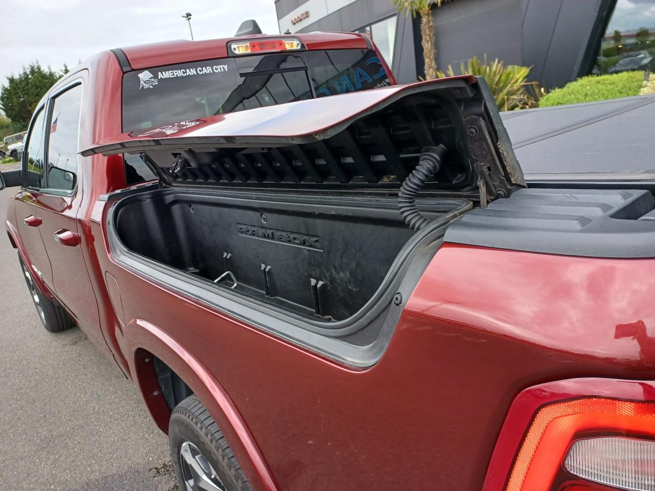 DODGE RAM 1500 CREW CAB Longhorn AIR RAMBOX - vente marchand