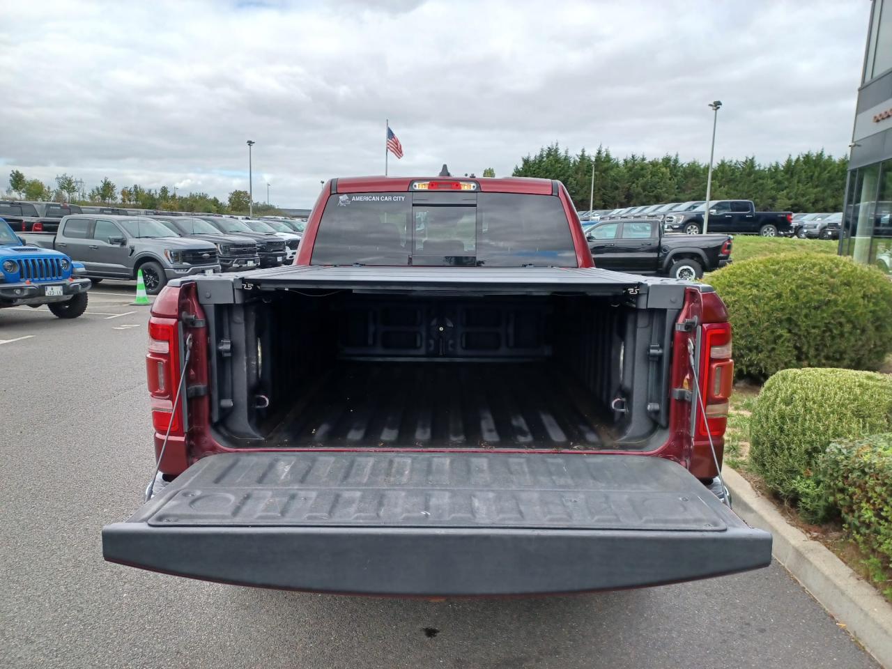 DODGE RAM 1500 CREW CAB Longhorn AIR RAMBOX - vente marchand