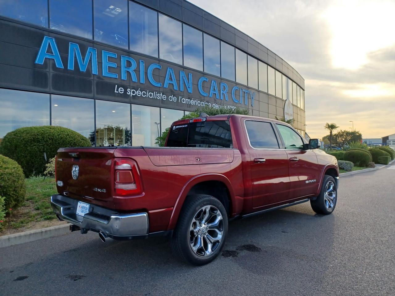 DODGE RAM 1500 CREW CAB Longhorn AIR RAMBOX - vente marchand