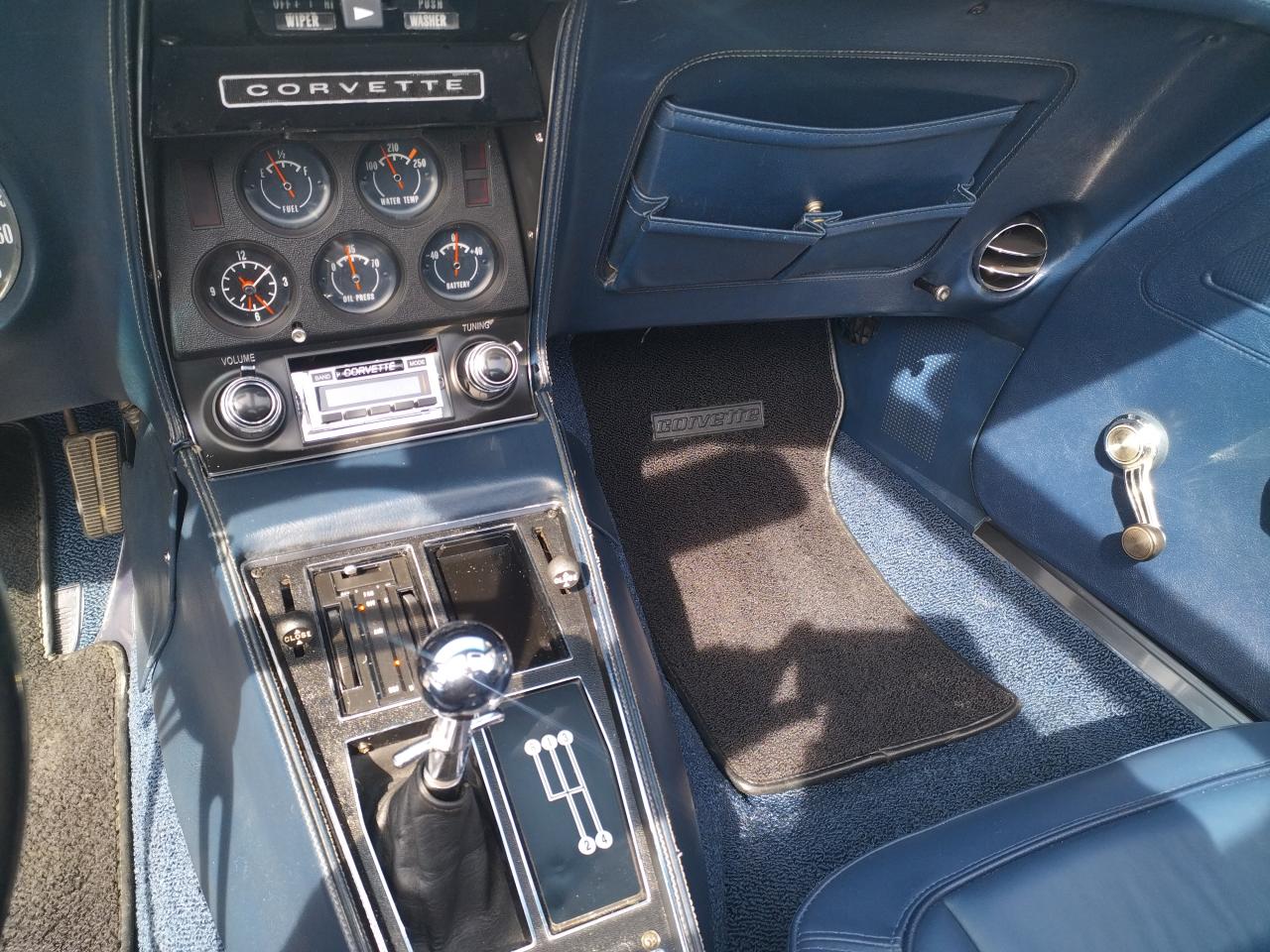 CHEVROLET CORVETTE V8 350, boite manuelle 4