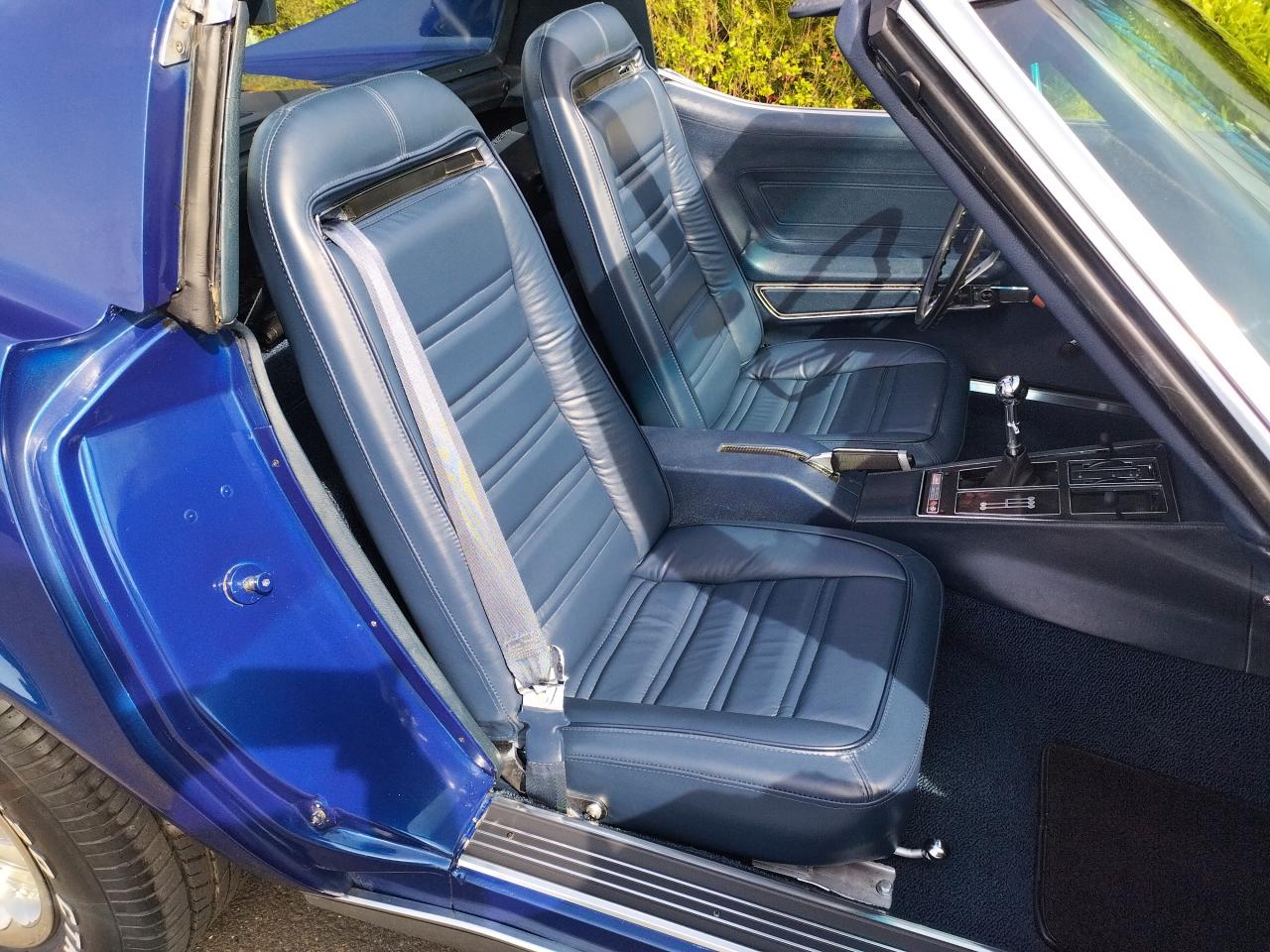 CHEVROLET CORVETTE V8 350, boite manuelle 4