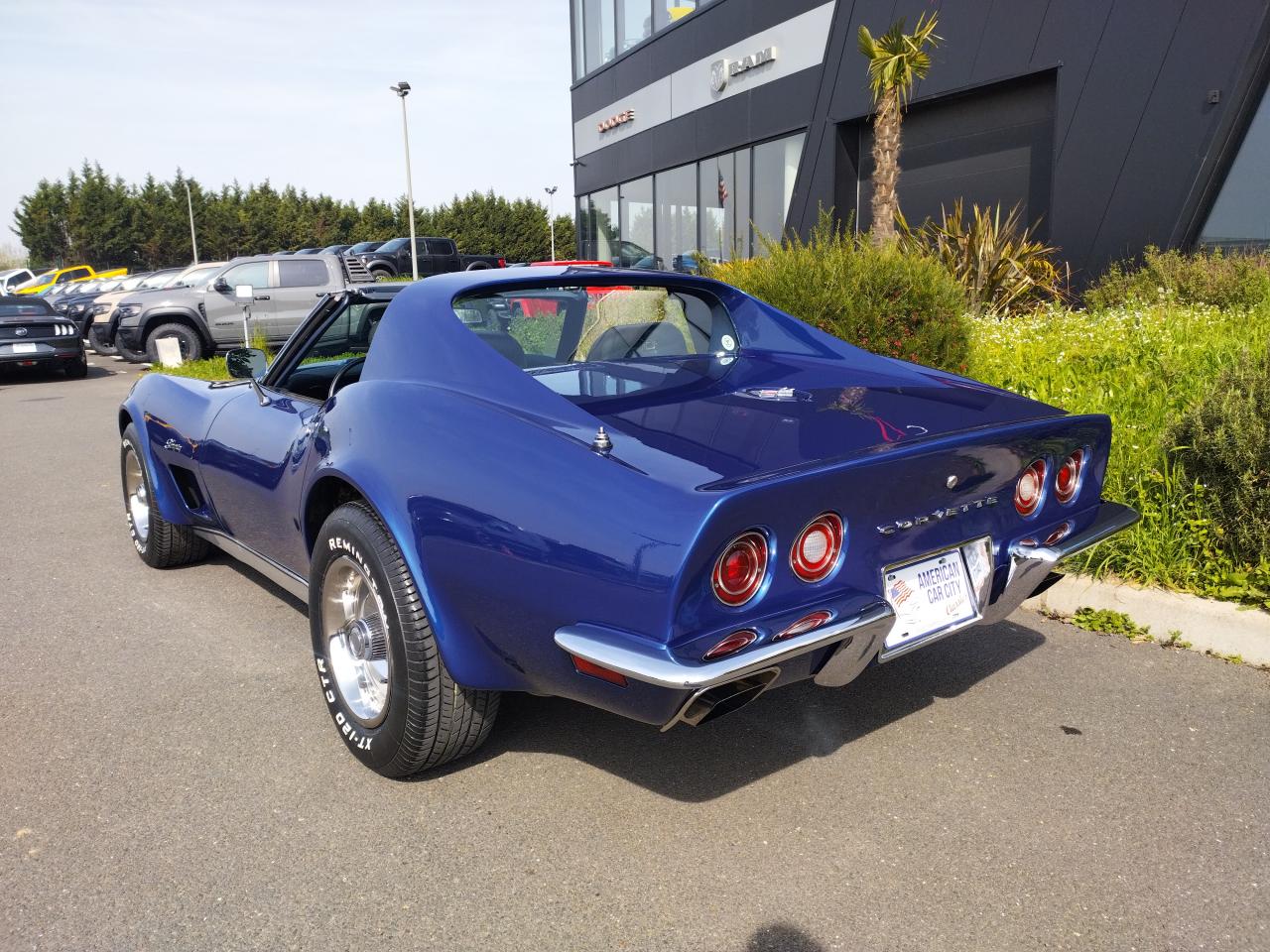CHEVROLET CORVETTE V8 350, boite manuelle 4