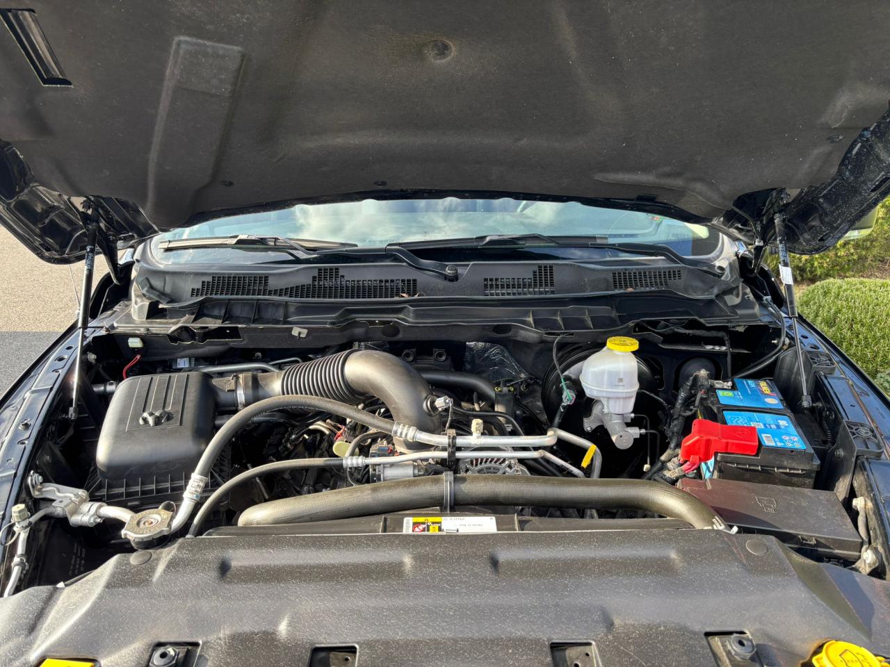 DODGE RAM 1500 CREW SLT CLASSIC BLACK PACKAGE GPL