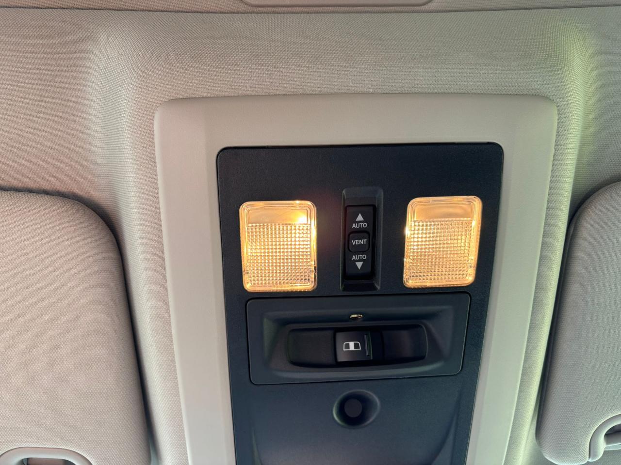 DODGE RAM 1500 CREW SLT CLASSIC BLACK PACKAGE GPL