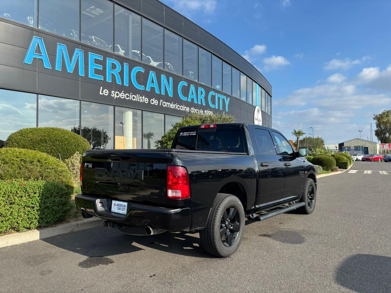 DODGE RAM 1500 CREW SLT CLASSIC BLACK PACKAGE GPL