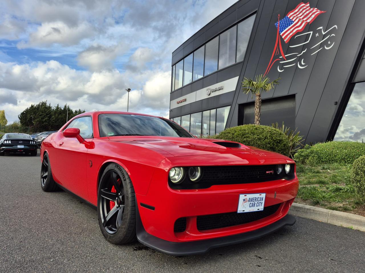 DODGE CHALLENGER SRT HELLCAT V8 6.2L 707hp