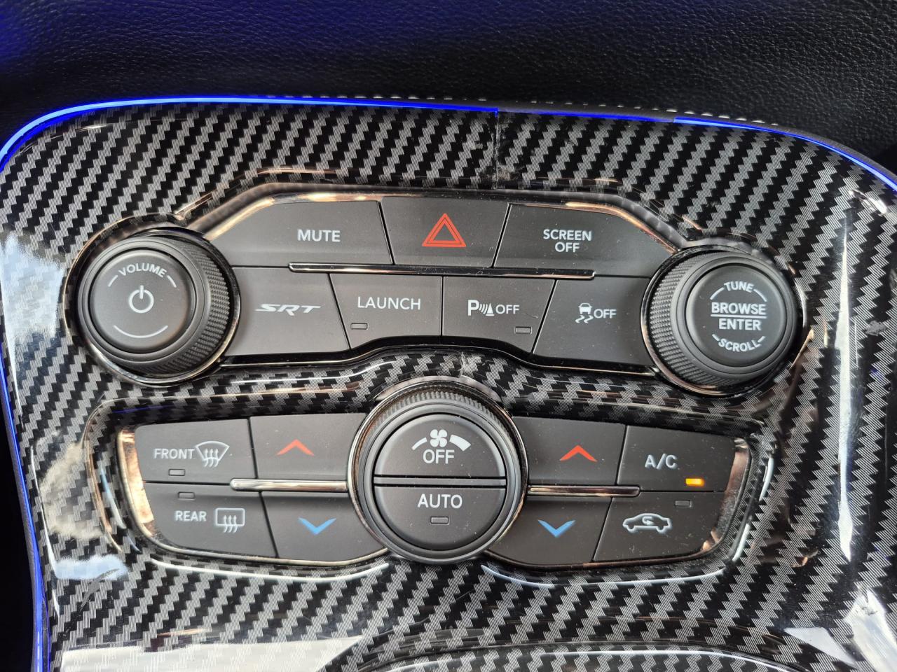 DODGE CHALLENGER SRT HELLCAT V8 6.2L 707hp